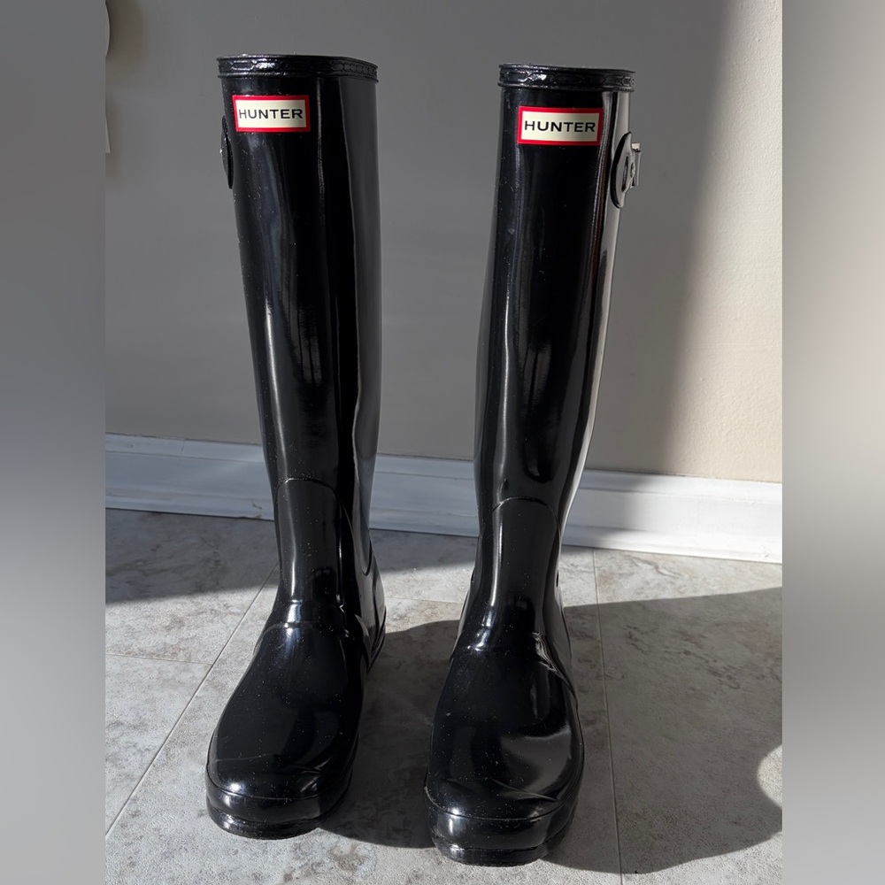 Hunter Rain Boots | Glossy Black | Women’s US 8